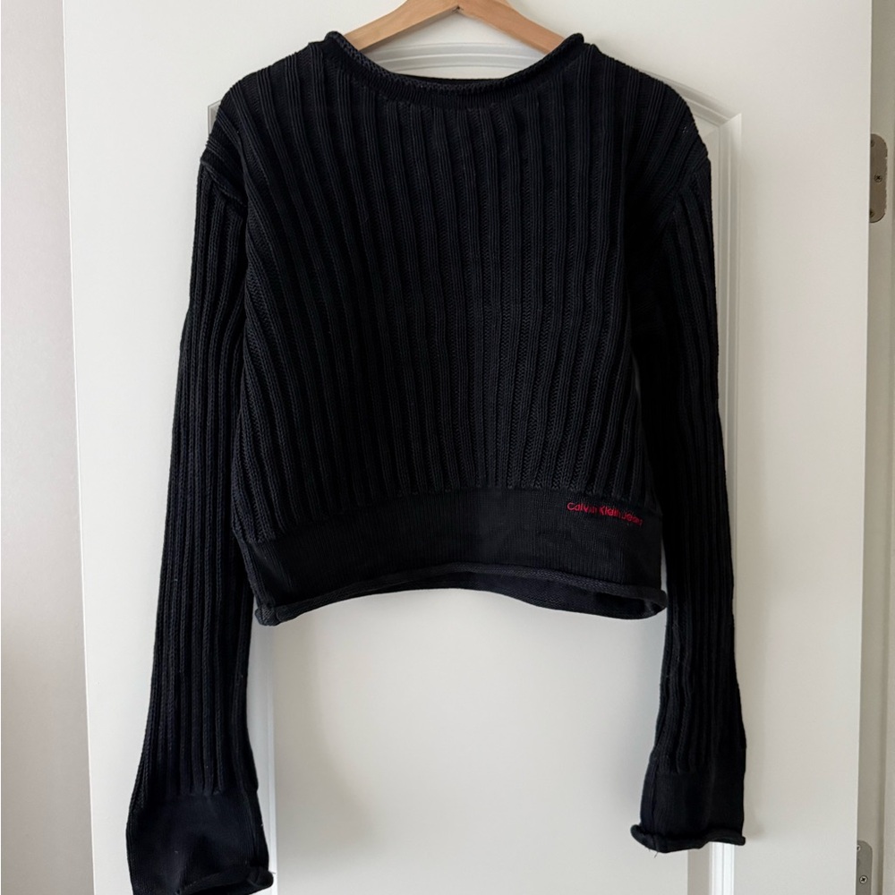Cutest vintage Calvin Klein sweater - Picture 2 of 2